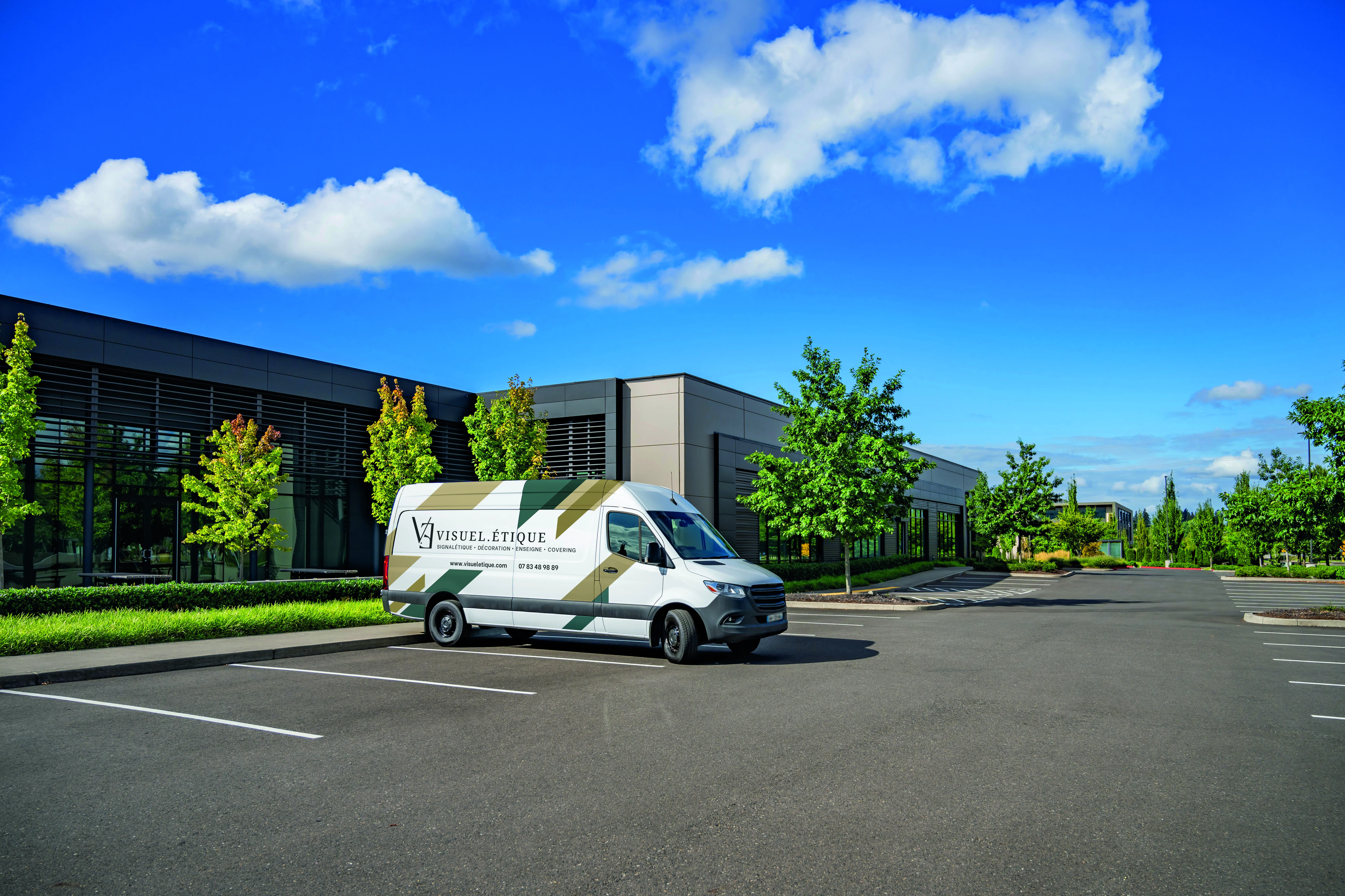 Camion utilitaire covering Visuel.Étique